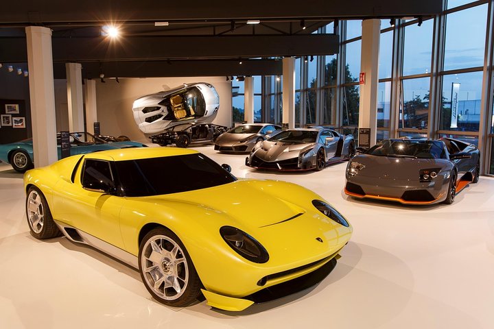 Ferrari & Lamborghini Private Day Tour with Lunch