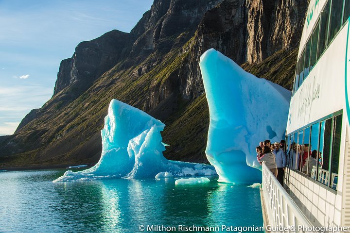 Glaciares Gourmet Navigation: Spegazzini, Upsala & Perito Moreno