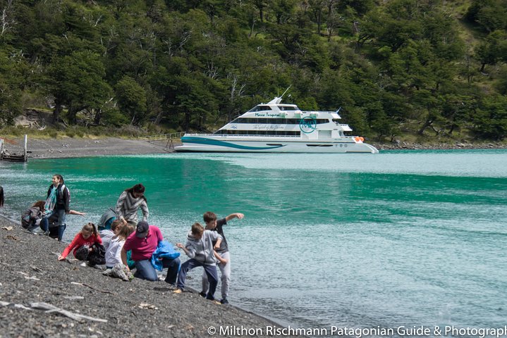 Glaciares Gourmet Navigation: Spegazzini, Upsala & Perito Moreno