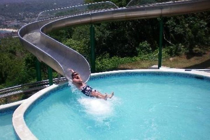 Jamaica Bobsled & Dunn's River Falls Adventure Tour from Port Antonio