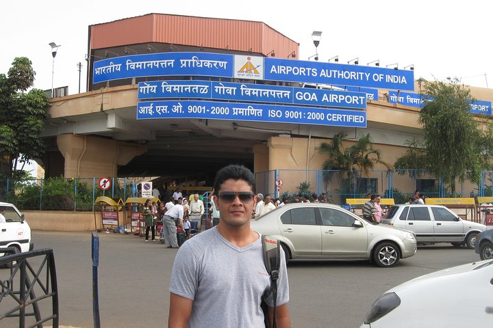 Goa airport to hotel smooth transfer with private car