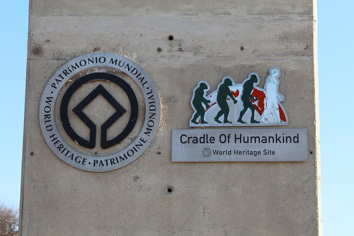 Cradle of Humankind Tour:Sterkfontein Caves & Maropeng Experience