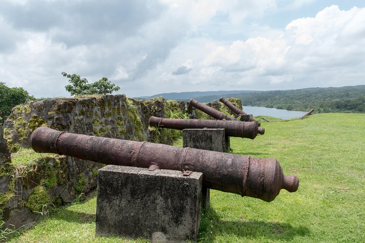 Ocean to Ocean Combo: Canal Boat Ride, Locks, Fort San Lorenzo
