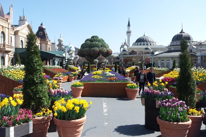 EVERLAND "From Hotel to Hotel" [Premium Private Tour: Only One Group for You]
