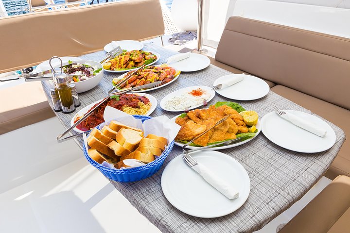Premium Small-Group Catamaran Cruise with BBQ, Open Bar, Transfer