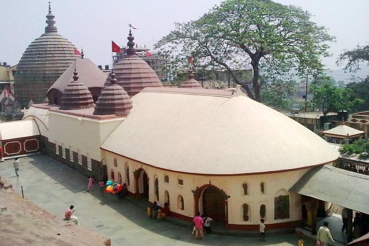 Guwahati Day Tour with Assamese Lunch and Sunset River Cruise