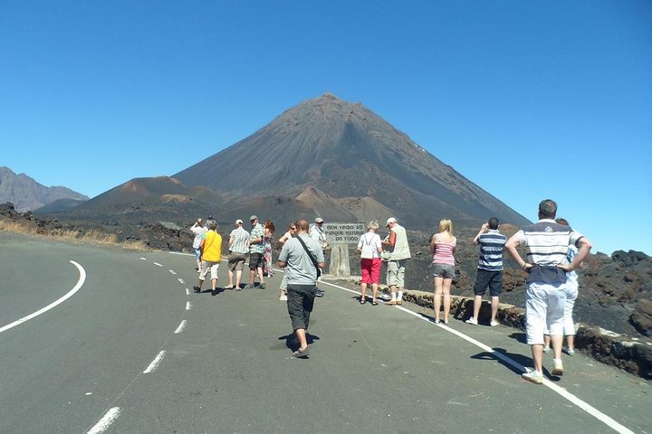 A day on the island of Fogo to discover the volcano