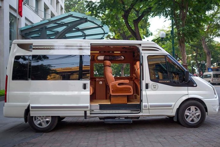Private Transfers Hanoi Sapa One Way (Free Hotel Pickup)