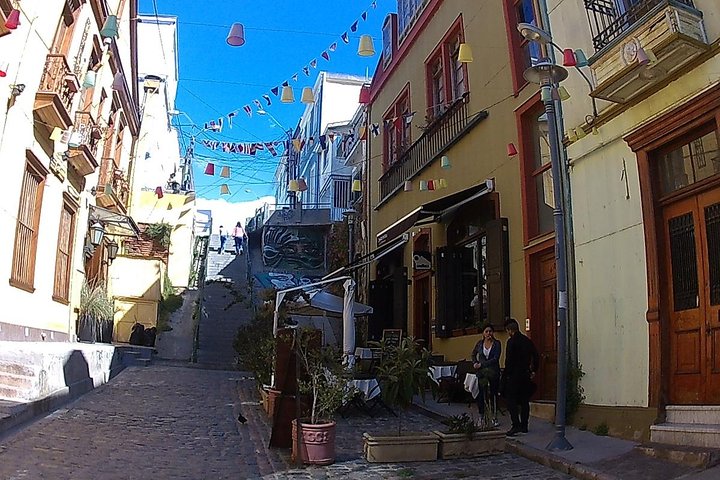 PRIVATE CITY TOUR: Valparaíso Concón&Viña del Mar From VALPARAISO