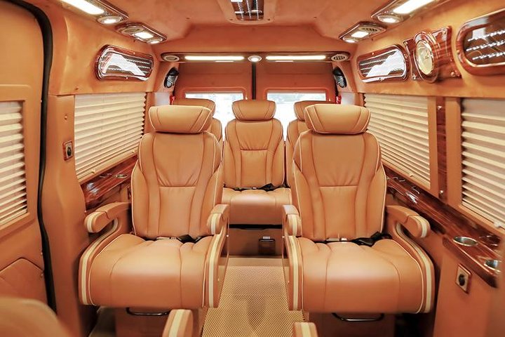 Hanoi Private Transfers One Way (by Luxury Limousine Vans)