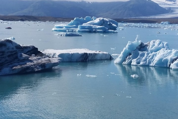 Jökulsárlón Glacier Lagoon, Diamond Beach and secret glaciers (from Djúpivogur)