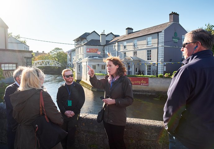 Private Ennis Essential History Tour with Dr Jane O'Brien