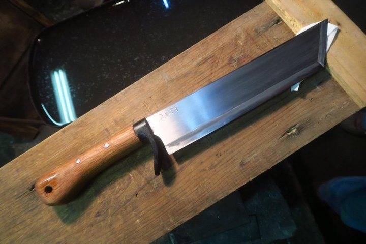 Make your own kitchen knife with a master blacksmith in Shimanto