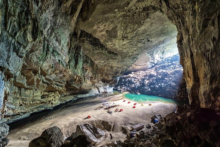 Phong Nha Cave - Paradise Cave Small Group Tour: All Inclusive