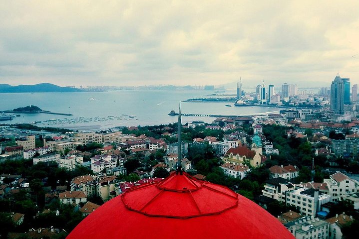 Private Qingdao Historic architectural day tour with Tsingdao beer during Lunch