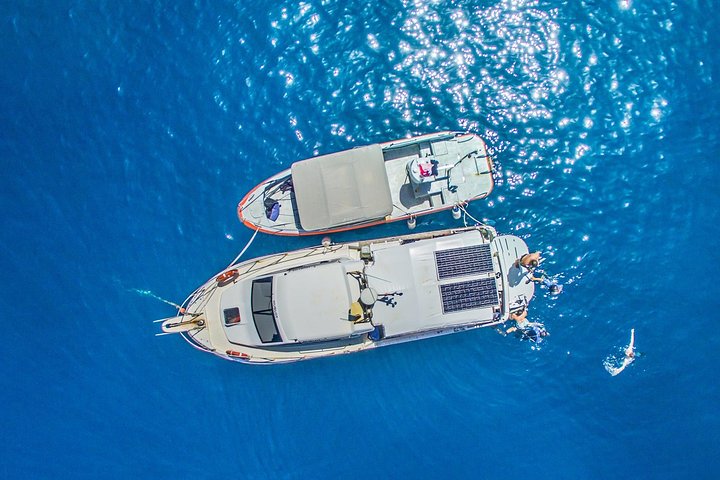 Boat Trip in Crete with Guided Snorkeling and Free Pick up!