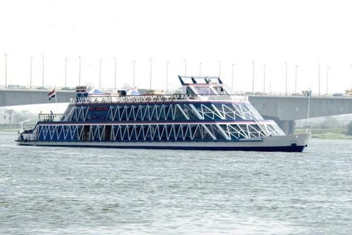 2-Hour Nile River Dinner Cruise From Cairo