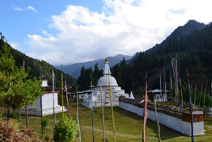 Scenic Bhutan Guided Multi-Day Tour with Airport Pickup