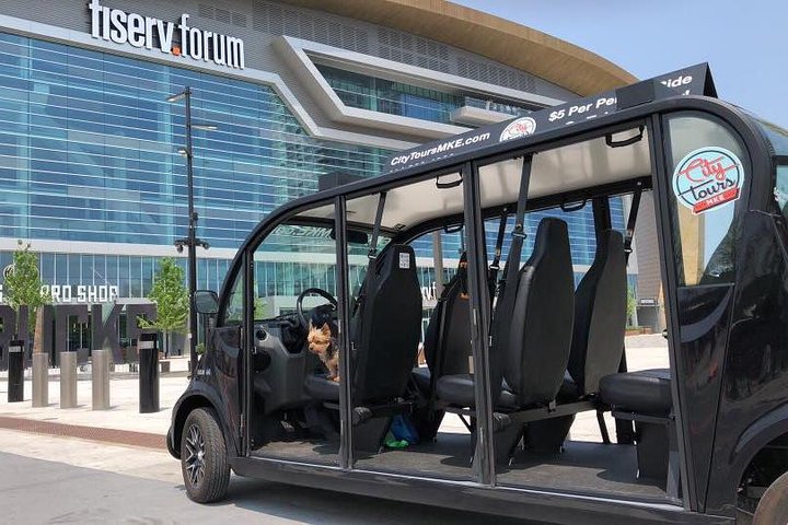 Discover Iconic Milwaukee Tour