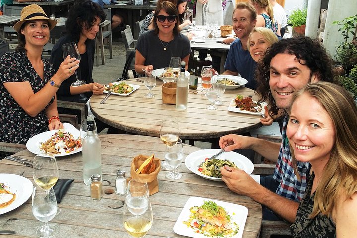 Full Day Winemakers Tour in Marlborough
