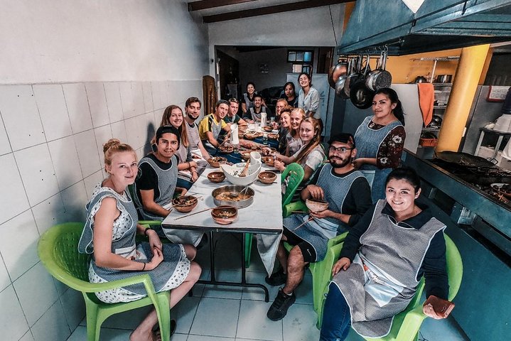 Adelante Mujer Bolivian Cooking Workshops