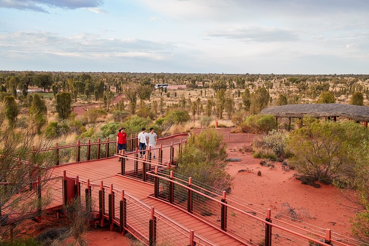 Uluru Sunrise (Ayers Rock) and Kata Tjuta Half Day Trip