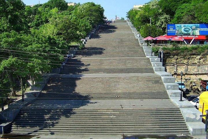 Odessa Combo: Private Sightseeing Tour and Catacombs Visit