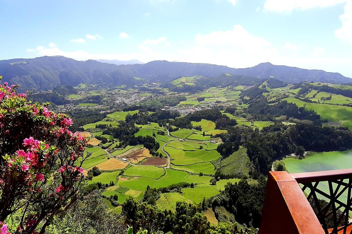 Essential San Miguel: 2 Day-Tour of Natural Wonders & Top Spots