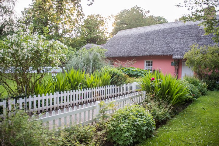 Bunratty Castle and Folk Park Admission Ticket