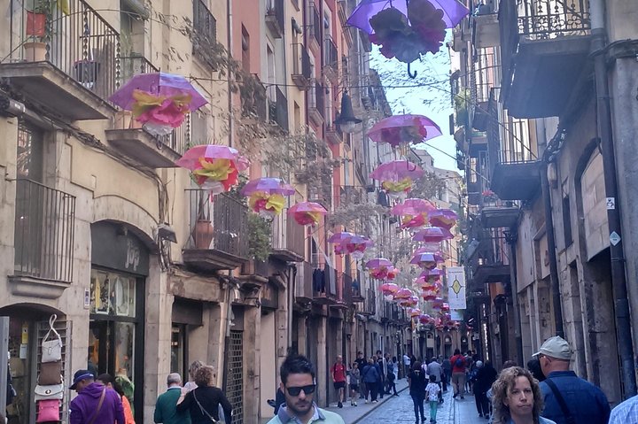 Girona History and Legends Tour Small Group from Girona