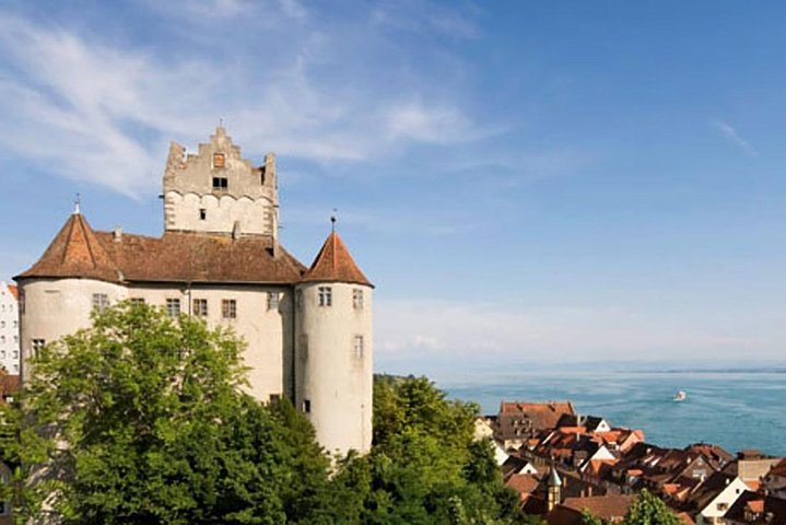 Day Trip Flower Island of Mainau including Meersburg