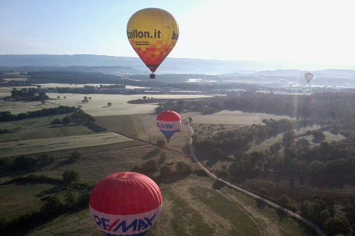Hot Air Balloon Flight Over Tuscany from Siena