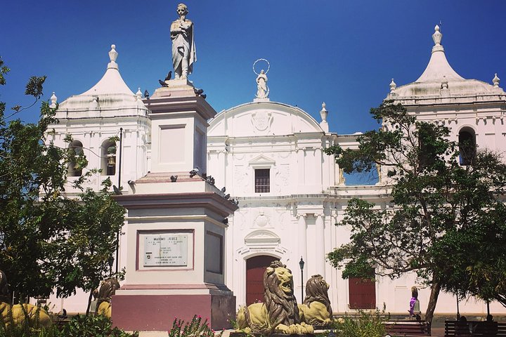 Leon City Walking Private Tour
