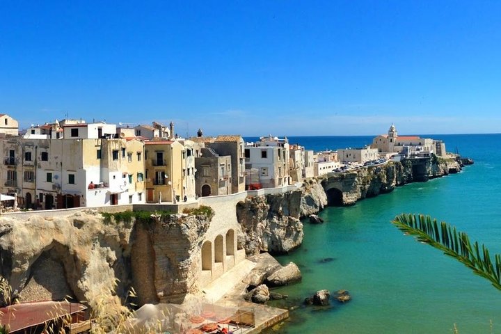 PUGLIA Tour Private Customizable Excl. with your Apulian friend