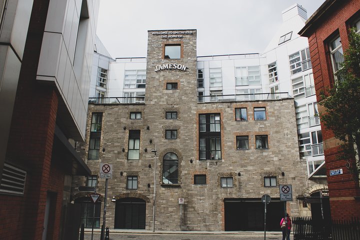 Dublin Jameson Distillery and Guinness Storehouse Guided Tour