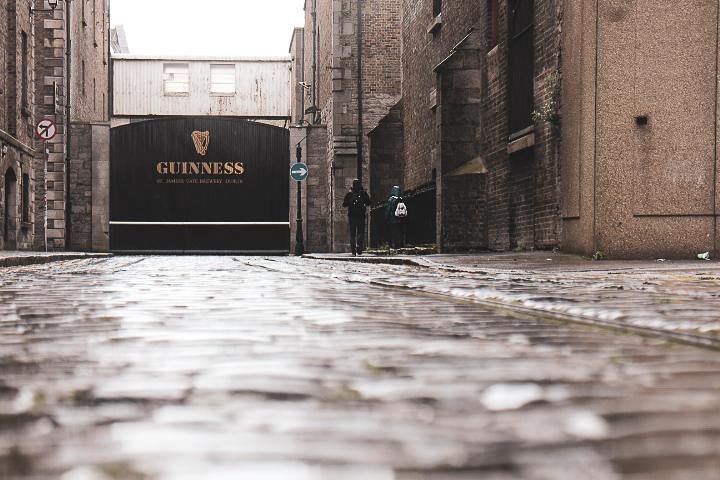Dublin Jameson Distillery and Guinness Storehouse Guided Tour