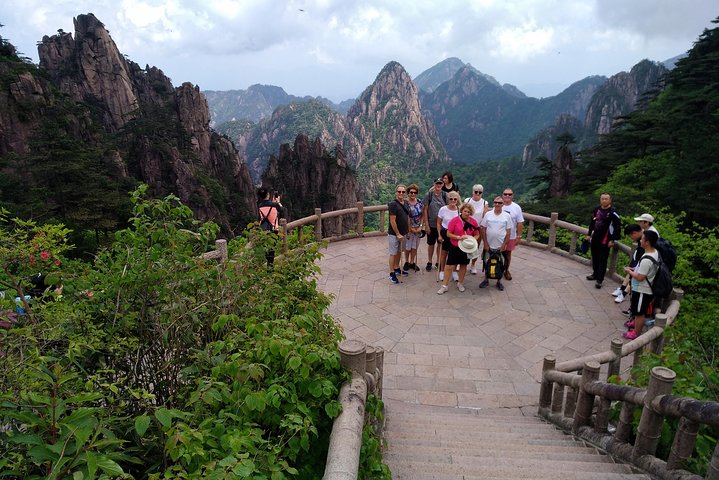 All inclusive Huangshan summit 1 day private tour-No shopping