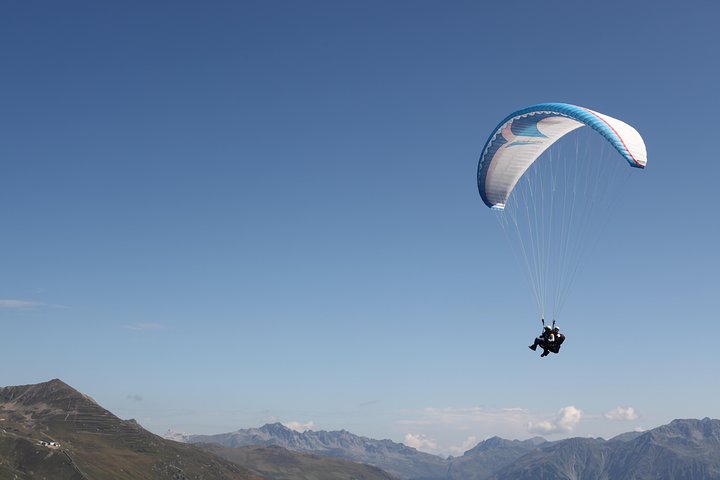 Davos Paragliding Private Tandem Pilot Half Day