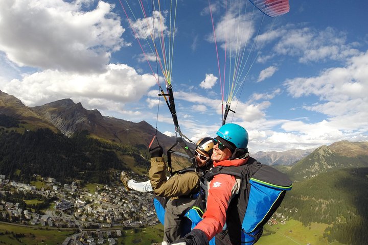 Davos Paragliding Private Tandem Pilot Half Day