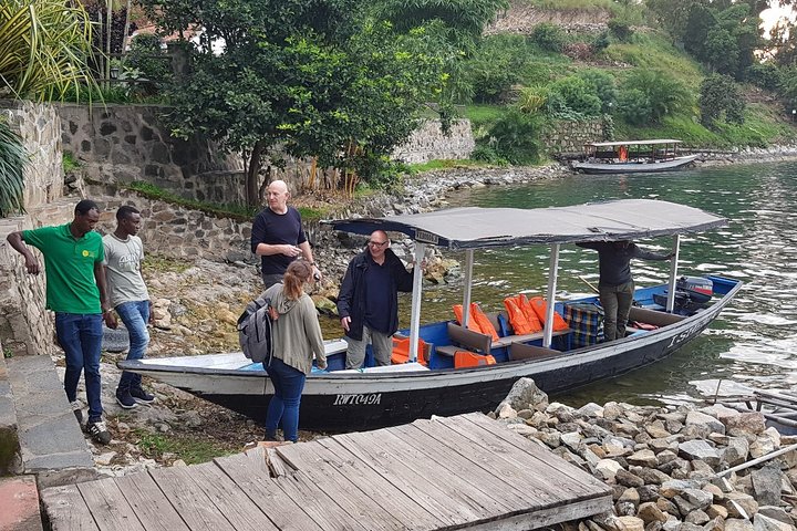One-day Kivu Lake Adventure