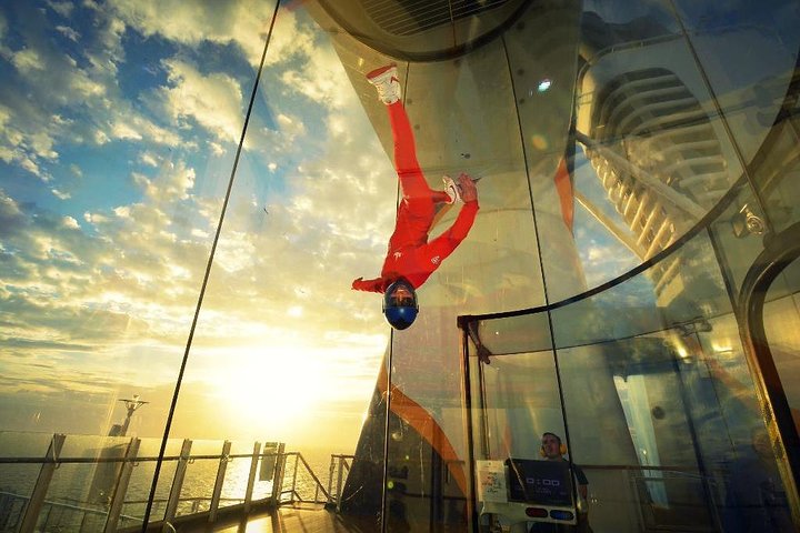 Kansas City Indoor Skydiving Admission with 2 Flights & Personalized Certificate