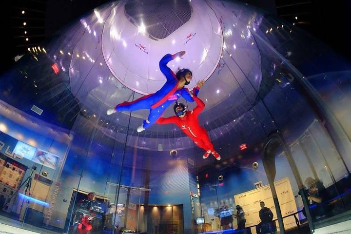 Kansas City Indoor Skydiving Admission with 2 Flights & Personalized Certificate