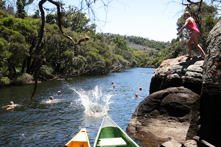Margaret River Canoe Tour Including Australian Wild Food Lunch