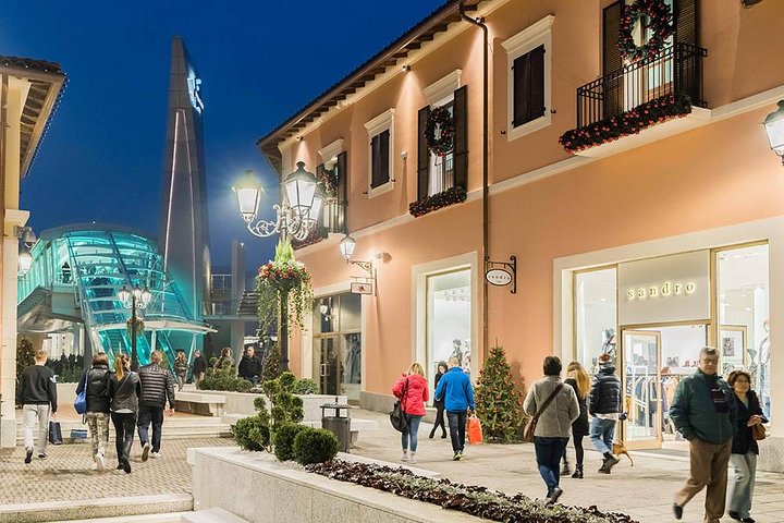 Serravalle Outlet Shopping Mall Shuttle Bus - Return ticket