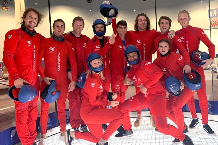 Kansas City Indoor Skydiving Admission with 2 Flights & Personalized Certificate