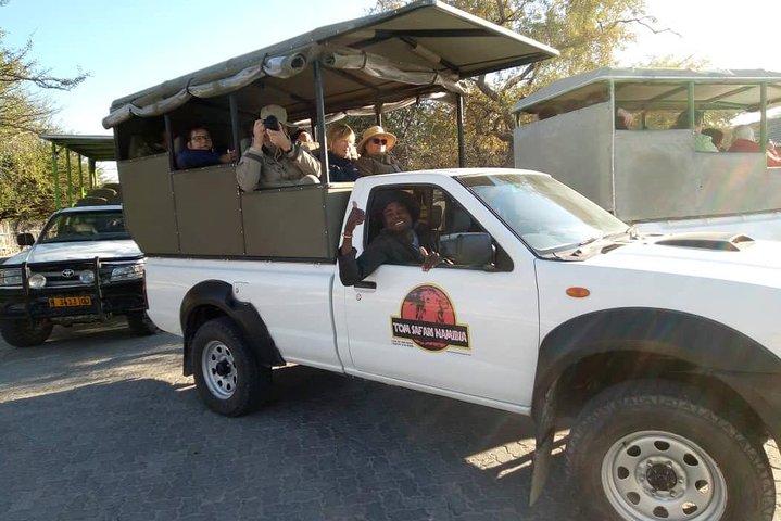 ETOSHA PARK SAFARI with local guides in 9-seater 4x4s