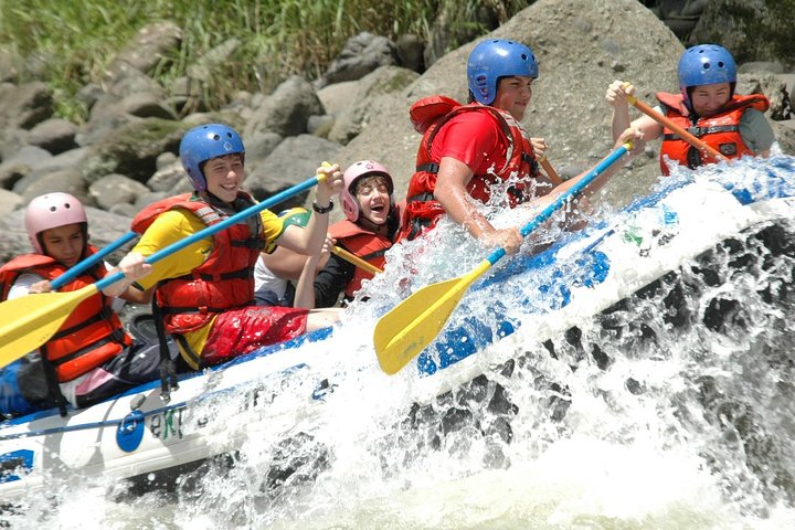 White Water Rafting Pacuare River From San José