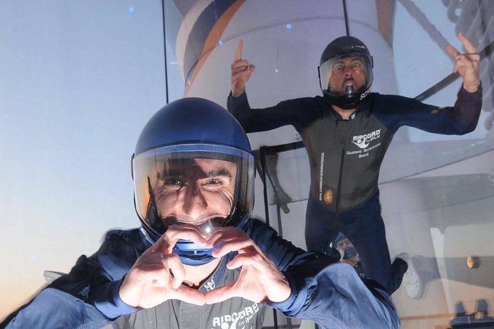 Phoenix Indoor Skydiving Experience with 2 Flights & Personalized Certificate