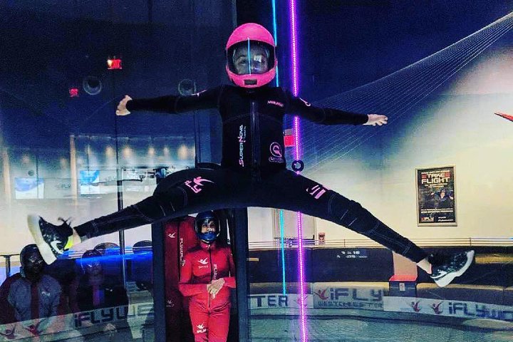 Sacramento Indoor Skydiving Experience with 2 Flights & Personalized Certificate