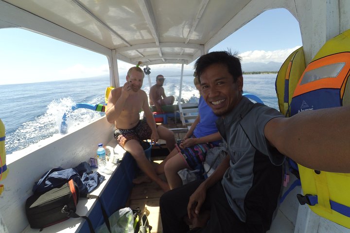 Snorkeling with Turtles on Gili Trawangan